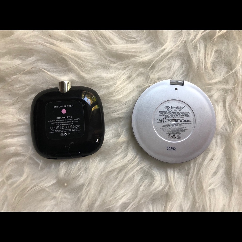 TheBalm highlighter and Marc Jacobs blush - Picture 3 of 3
